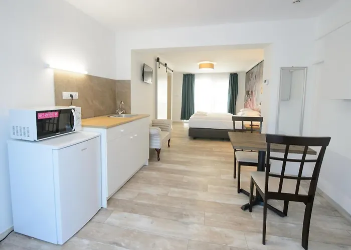 Illaberek Panzio בית הארחה אגר