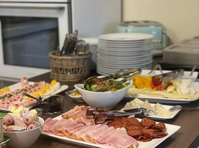 Illaberek Panzio בית הארחה 4*