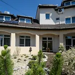 Illaberek Panzió 4*