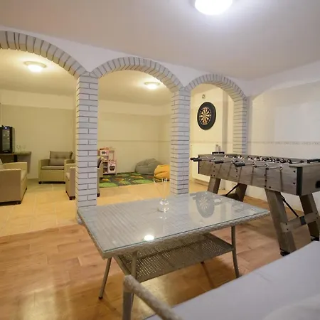 Konukevi Illaberek Panzio 4*