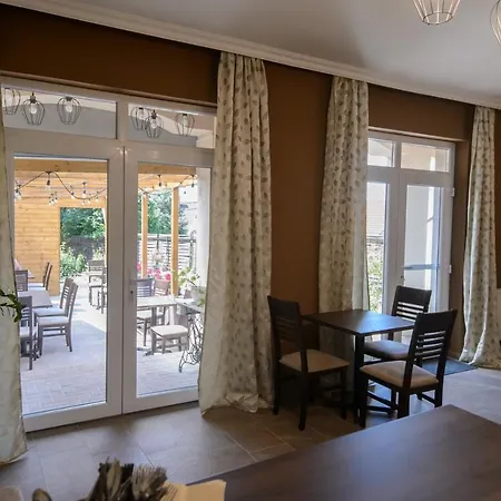 게스트하우스 Illaberek Panzio 4*