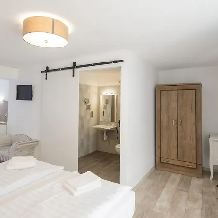 Konukevi Illaberek Panzio