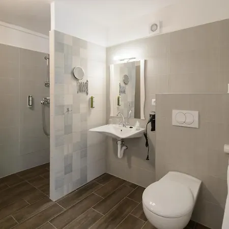 게스트하우스 Illaberek Panzio