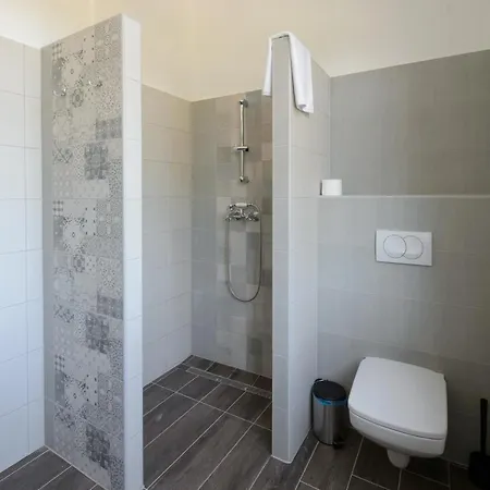 Illaberek Panzio 4* 에게르