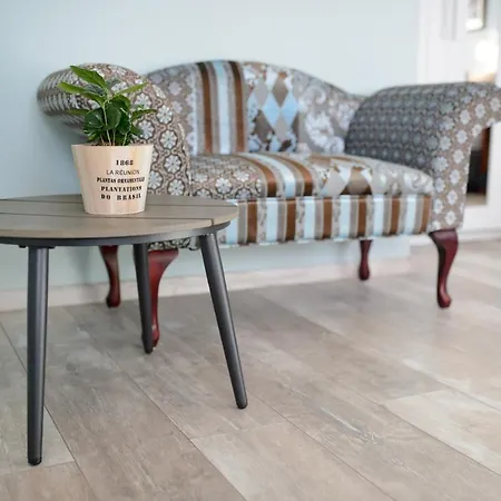 Illaberek Panzio 에게르