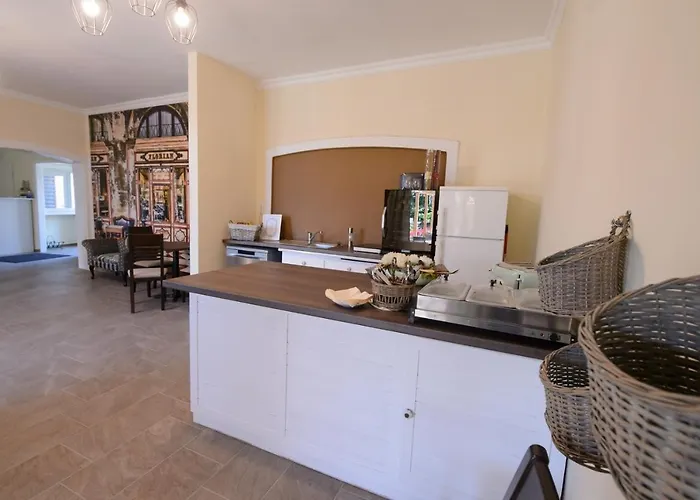 Illaberek Panzio 4* Eger