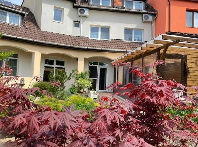 Illaberek Panzio Vendégház 4*