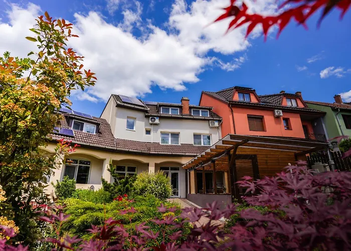 Illaberek Panzio Eger