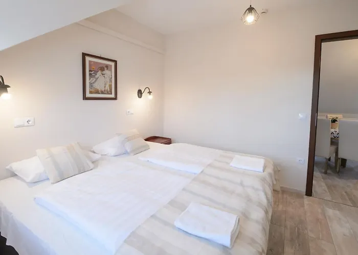 Vendégház Illaberek Panzio 4*